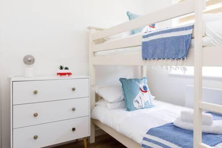Charming Bolthole 400M To Beach Earnley Ngoại thất bức ảnh