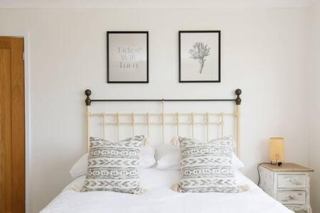 Charming Bolthole 400M To Beach Earnley Ngoại thất bức ảnh