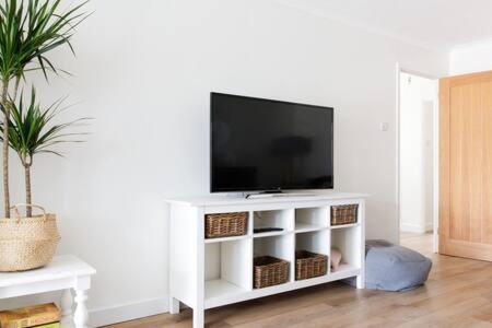 Charming Bolthole 400M To Beach Earnley Ngoại thất bức ảnh